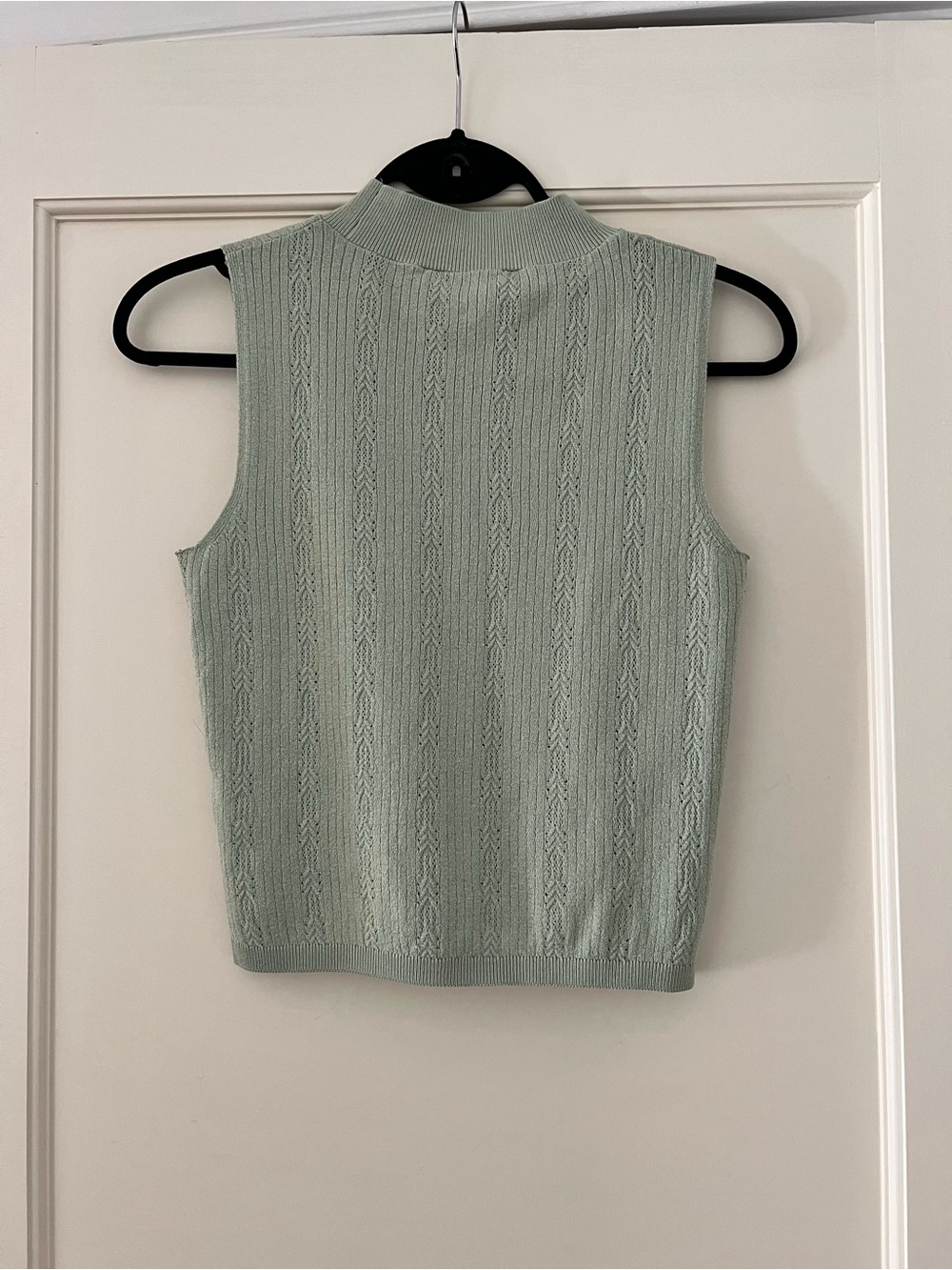Zara Floral Mock Neck Tank Top - Picture 3 of 4
